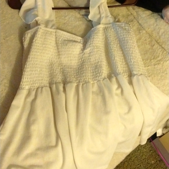 white wemons summer top - Picture 1 of 3